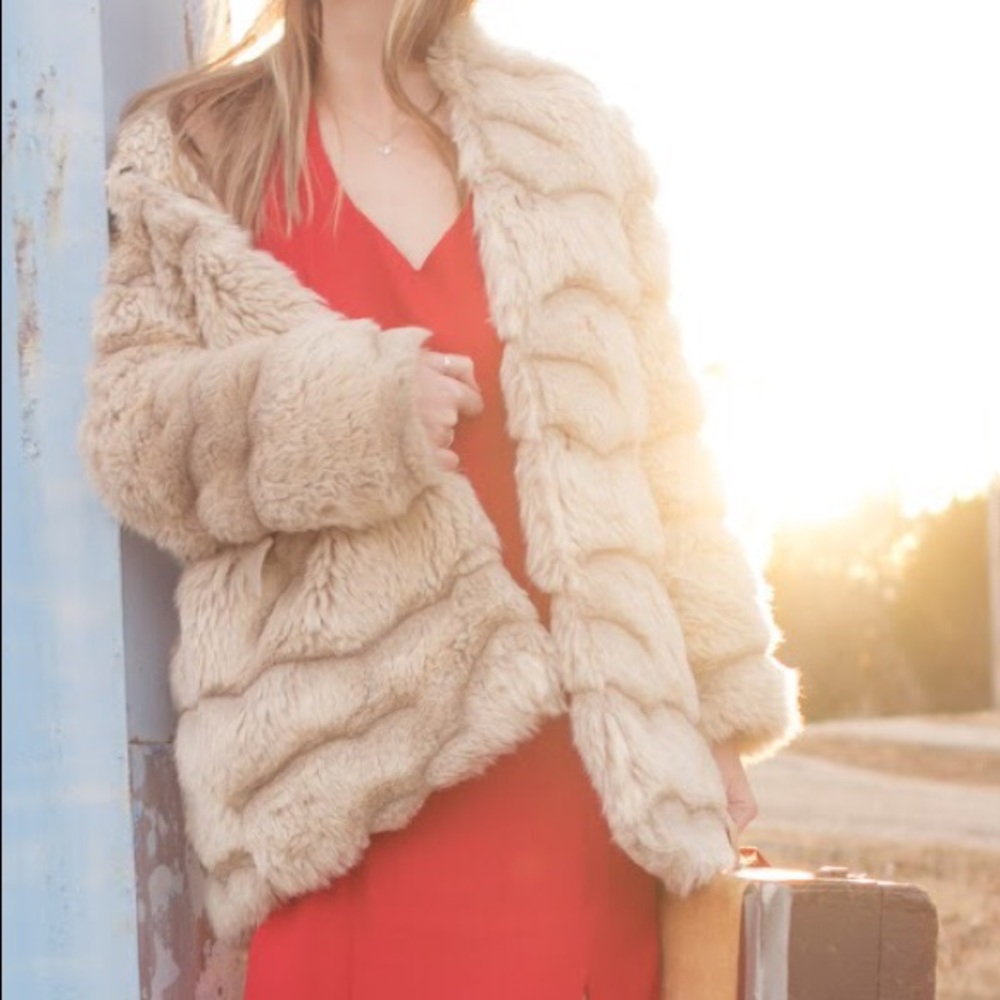 Vintage Warm faux fur coat